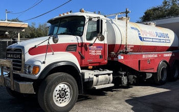 2005 MACK PUMP TRUCK 4000 Gallon tank with mounted Hydro-jetter