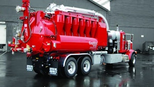 Vacuum Trucks/Pumps/Accessories - Multipurpose hydroexcavator